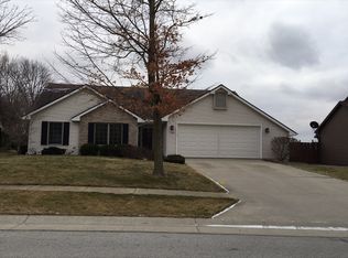 1303 Ashwood Dr, Auburn, IN