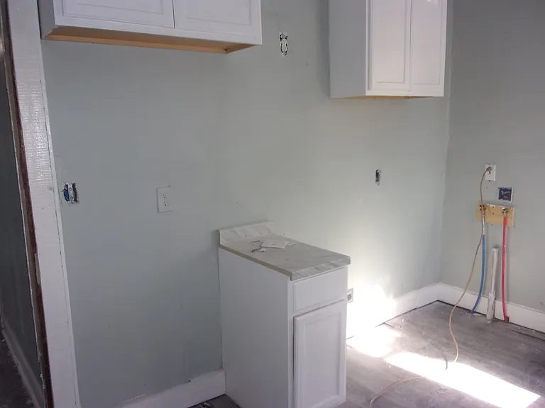 803 Richmond Ave — Photo 4
