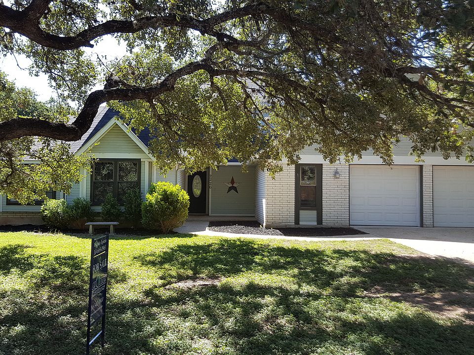 1st image of 2226 Rest Haven Dr