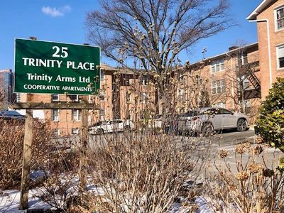 25 Trinity Place #2G, New Rochelle, NY, 10805