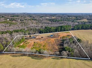 1520 Spencer Creek Rd, Campobello, SC 29322