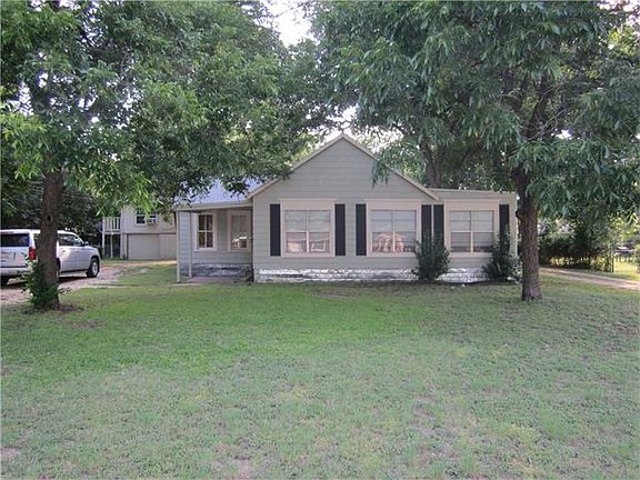 3rd image of 2105 North Dr