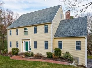 23 Pine Hill Rd, Southborough, MA 01772