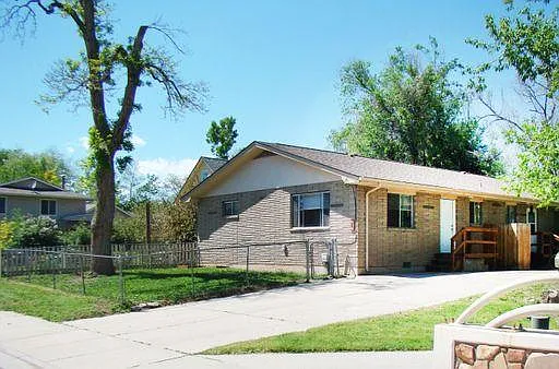 510 E Stuart St — Photo 9