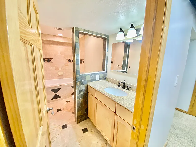 11893 N Apollo Way — Photo 26
