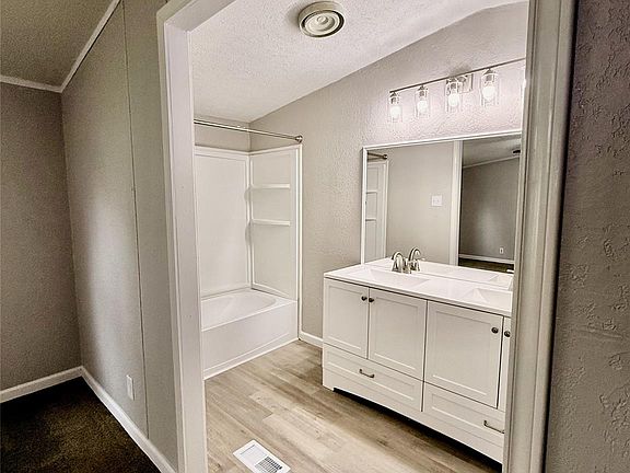 3rd image of 11067 Keystone Timber Drive