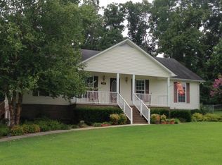 1680 Farmington Dr, Cookeville, TN 38501