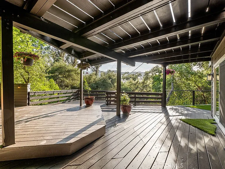 21670 Encina Rd — Photo 18