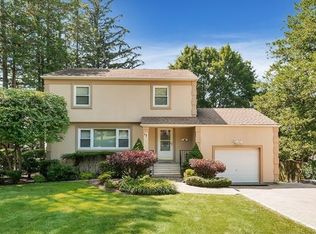 17 Knollwood Rd, Eastchester, NY