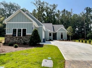 3551 Golden Eagle Ln, Opelika, AL 36801