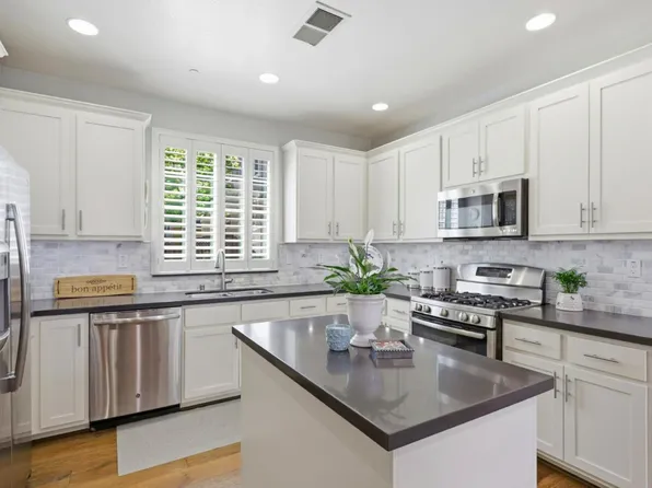 308 Harvest Ln, Scotts Valley, CA 95066
