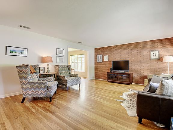2nd image of 6006 Shoal Creek Blvd