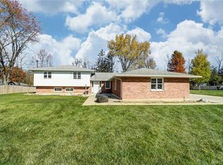 1515 Taitwood Rd, Dayton, OH 45459