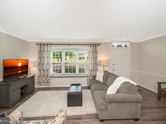 4th image of 5170 Dominion Dr