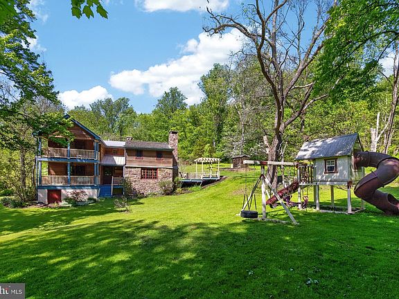 5th image of 1790 Fernbrook Ln