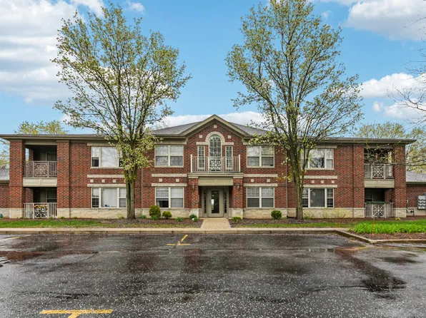 The Enclave, 2135 Dickinson Rd #98e9dba03, Chesterton, IN 46304