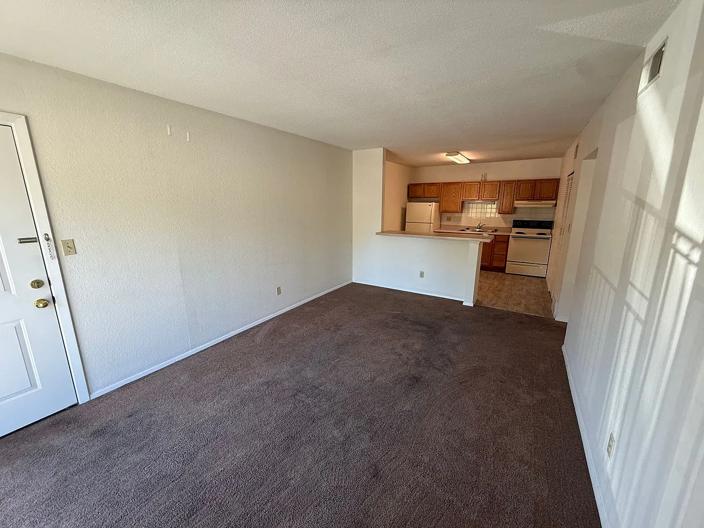 2 Bed, 1 Bath Apartment with Private Pool, Playground & Pavilion — Photo 3
