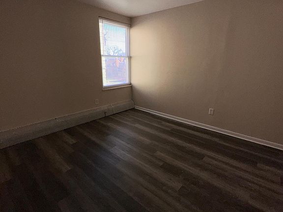 5th image of 3547 Harvey Ave #2085