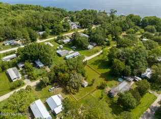 119 Smith Ln, Crescent City, FL 32112