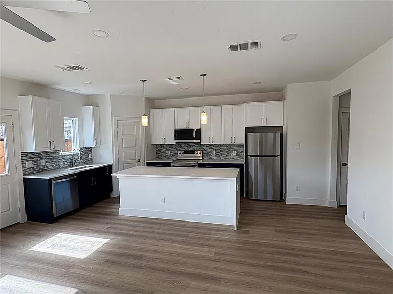 7307 Rubio Pl — Photo 7
