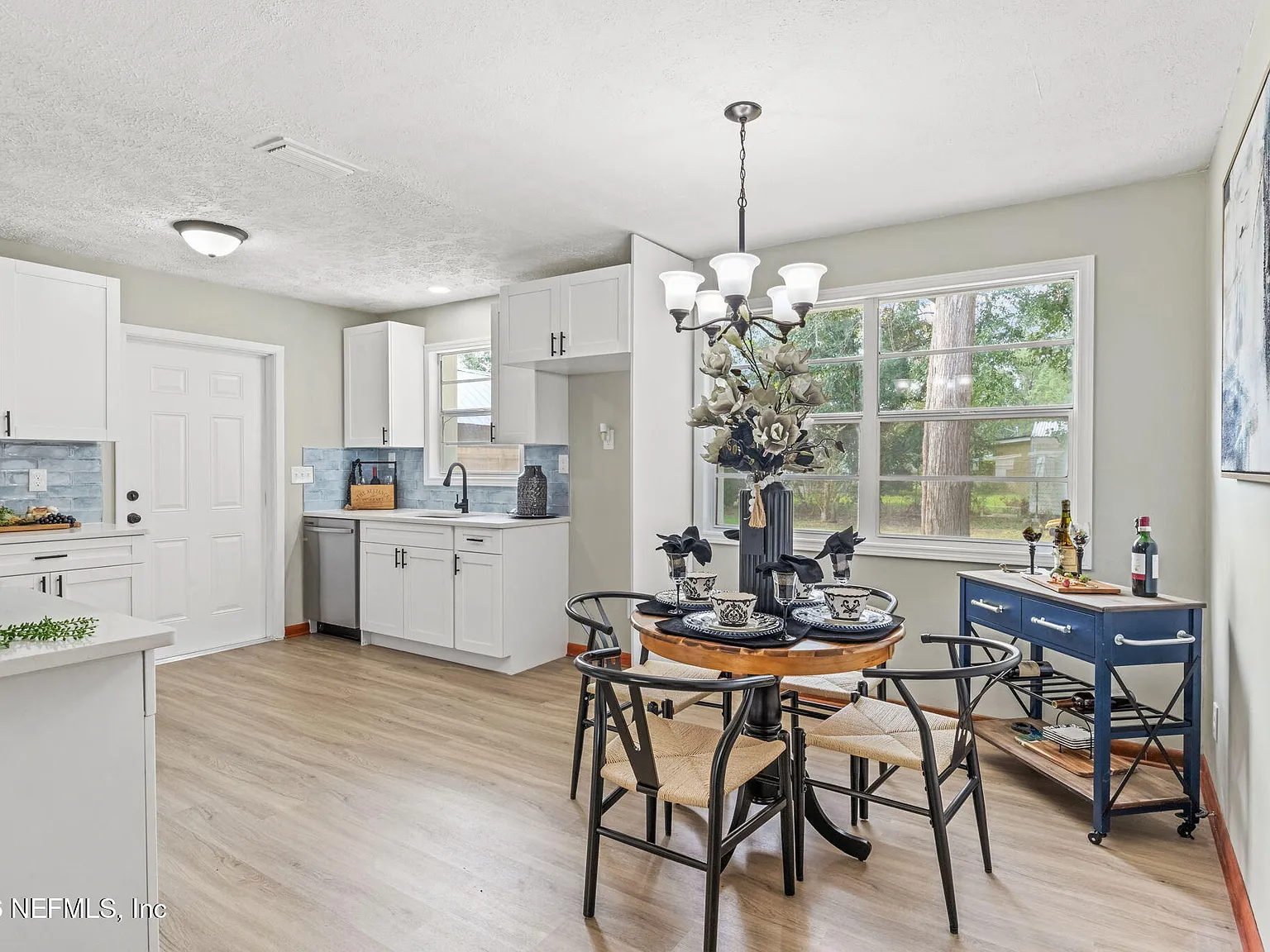 3 bed, 2.0 bath, 1154 sqft, $1,675 — Photo 4