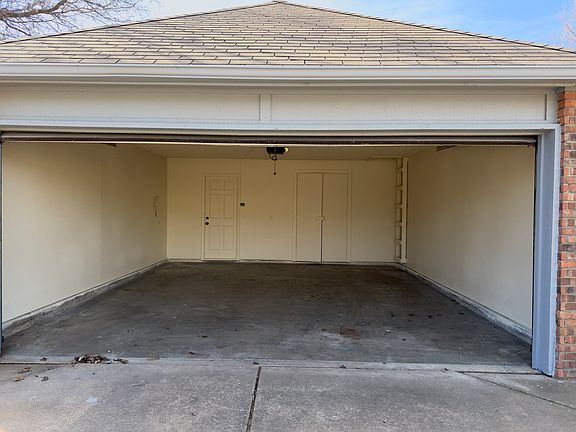 3rd image of 9364 S 93rd East Ave