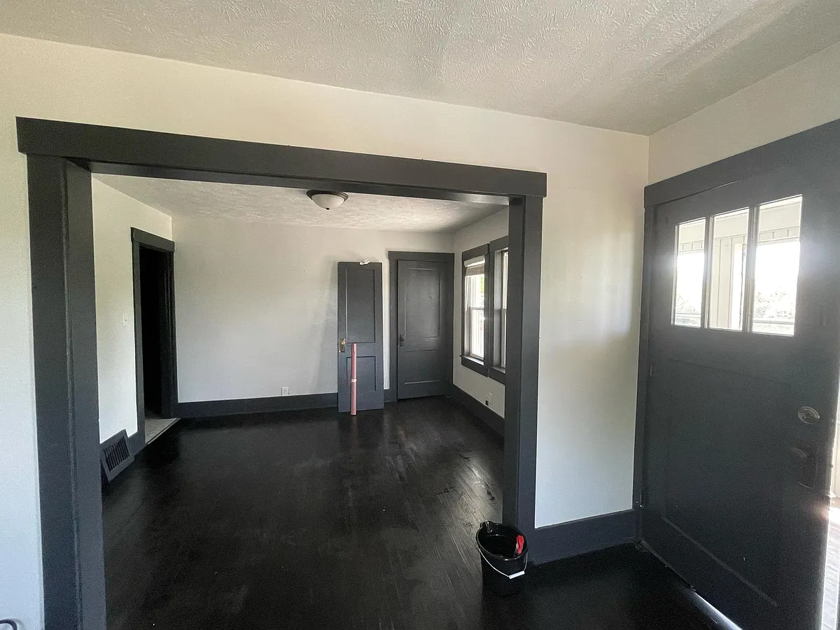 Building Photo - 5718 O St