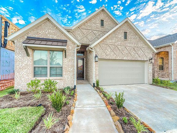3rd image of 8718 Myrtle Dr