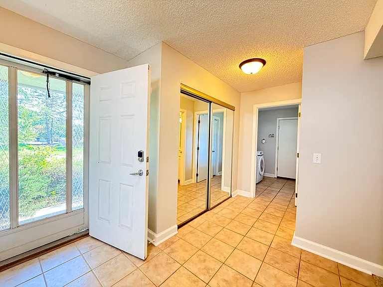 4601 Saddlewood Dr — Photo 7