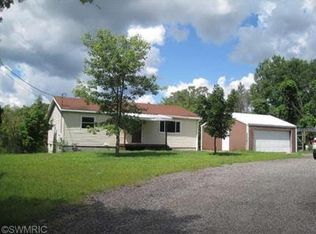 11220 SW Greenville Rd, Greenville, MI 48838