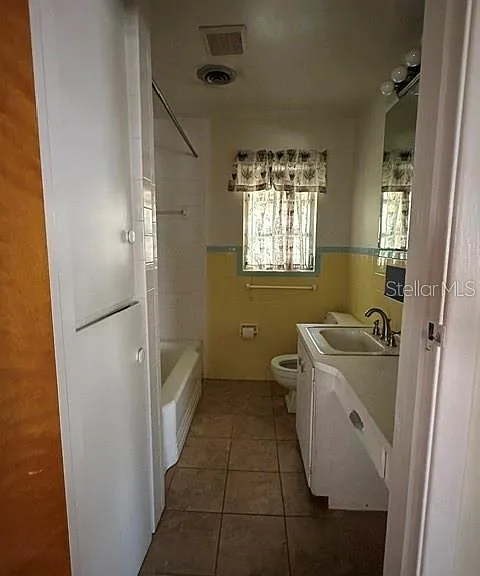 248 S Clayton St — Photo 6