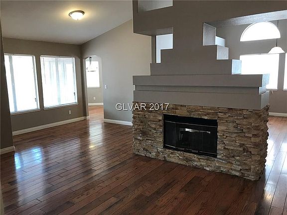 4th image of 4601 Bradpoint Dr