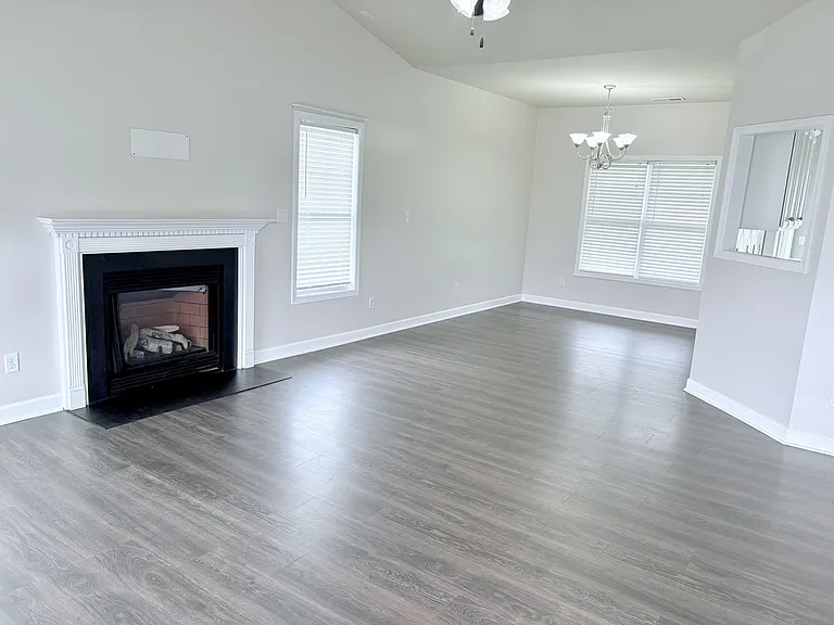 174 Moonstone Ct — Photo 7