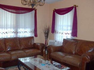 1707 W 7th St, Waterloo, IA 50702