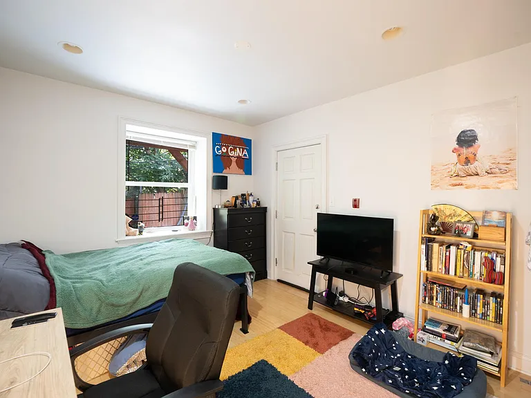 1528 Brown St #1 — Photo 15