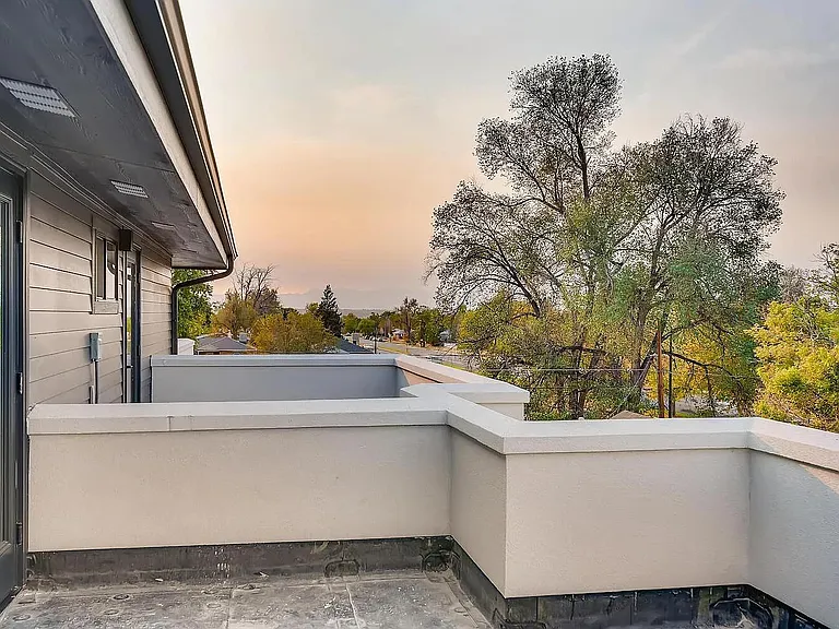 3155 N Saint Paul St — Photo 19