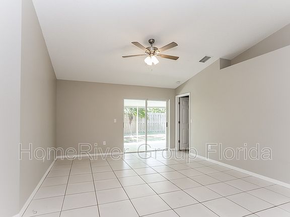 2nd image of 1202 Franford Dr