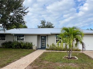 4501 Royal Palm Dr, Saint James City, FL 33956