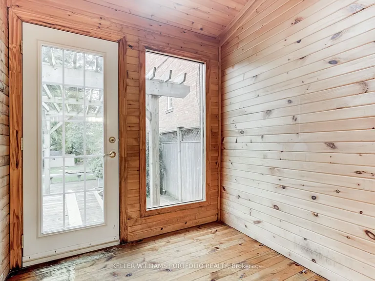 213 Erskine Ave — Photo 12