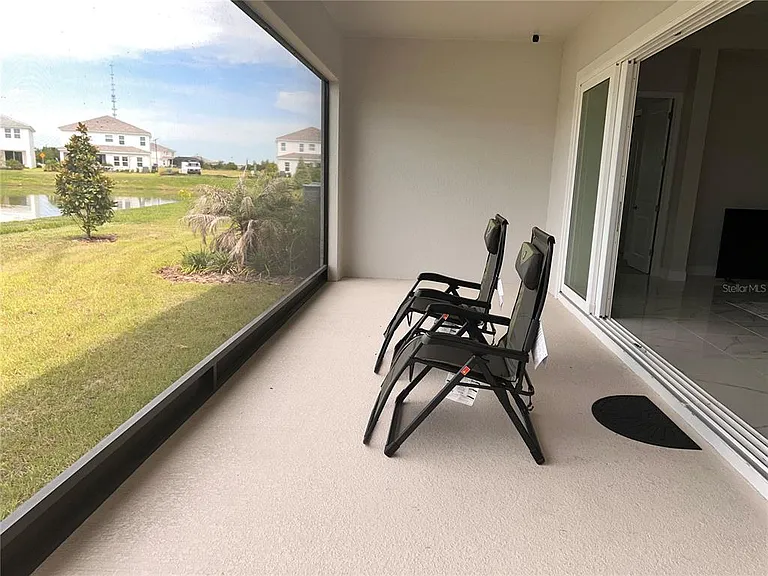 9632 Surrey Rose Dr — Photo 15