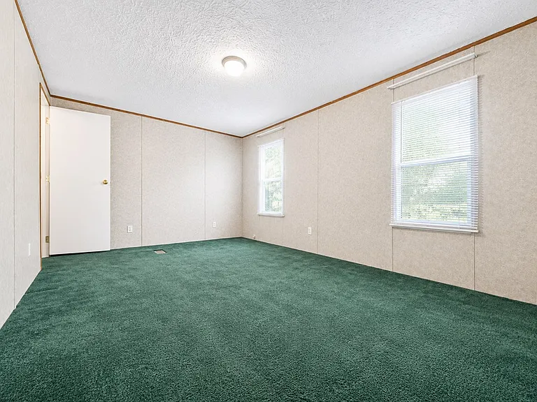 2455 Windle Community Rd — Photo 15