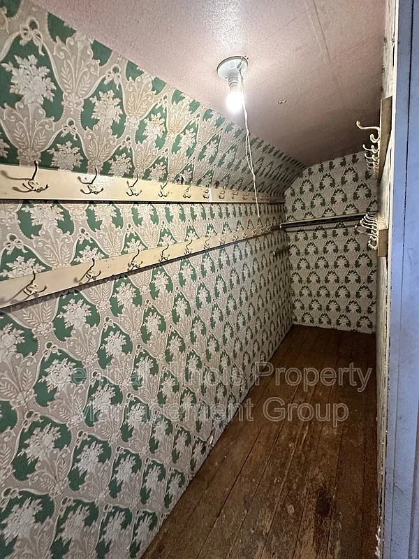 Studio, 1.0 bath, 600 sqft, $750 — Photo 3