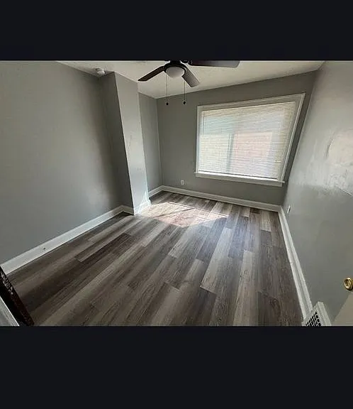 1506 Larchmont Rd — Photo 18