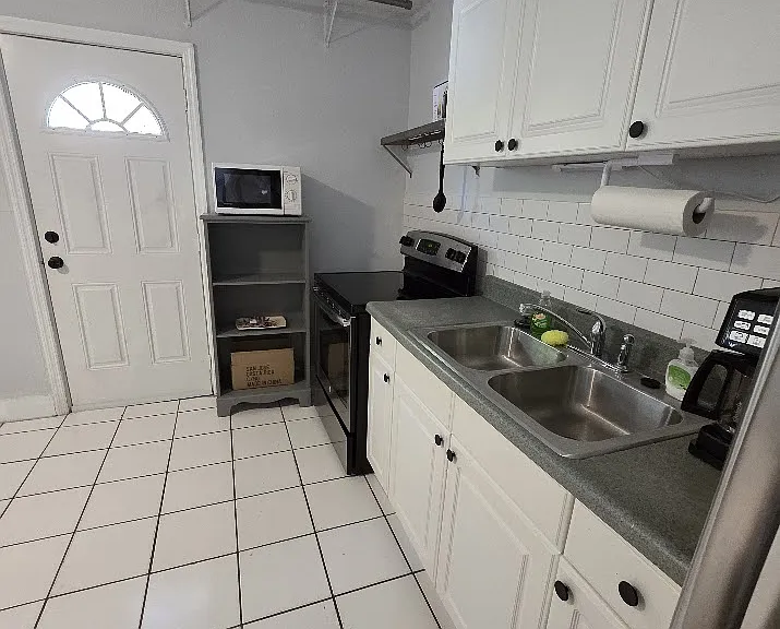 1611 Ballard Park Dr #A — Photo 17