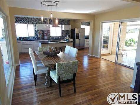3rd image of 3352 Goldfinch St