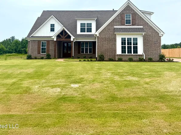 4257 Edison Dr, Nesbit, MS 38651