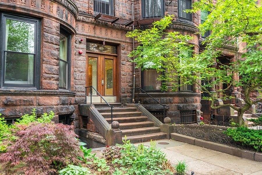 379 Commonwealth Ave 379 Commonwealth Ave