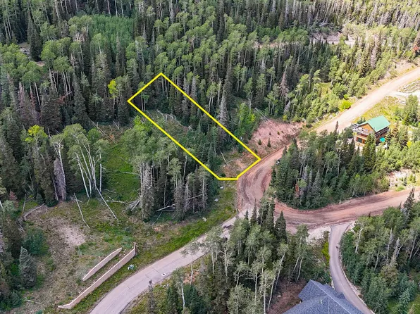 569 Hunter Ridge Dr, Brian Head, UT 84719