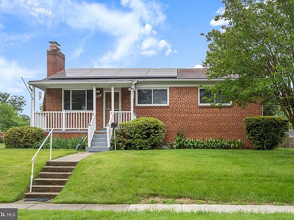 3rd image of 4616 Harlan St