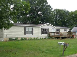 23 Oak St, Mc Veytown, PA 17051